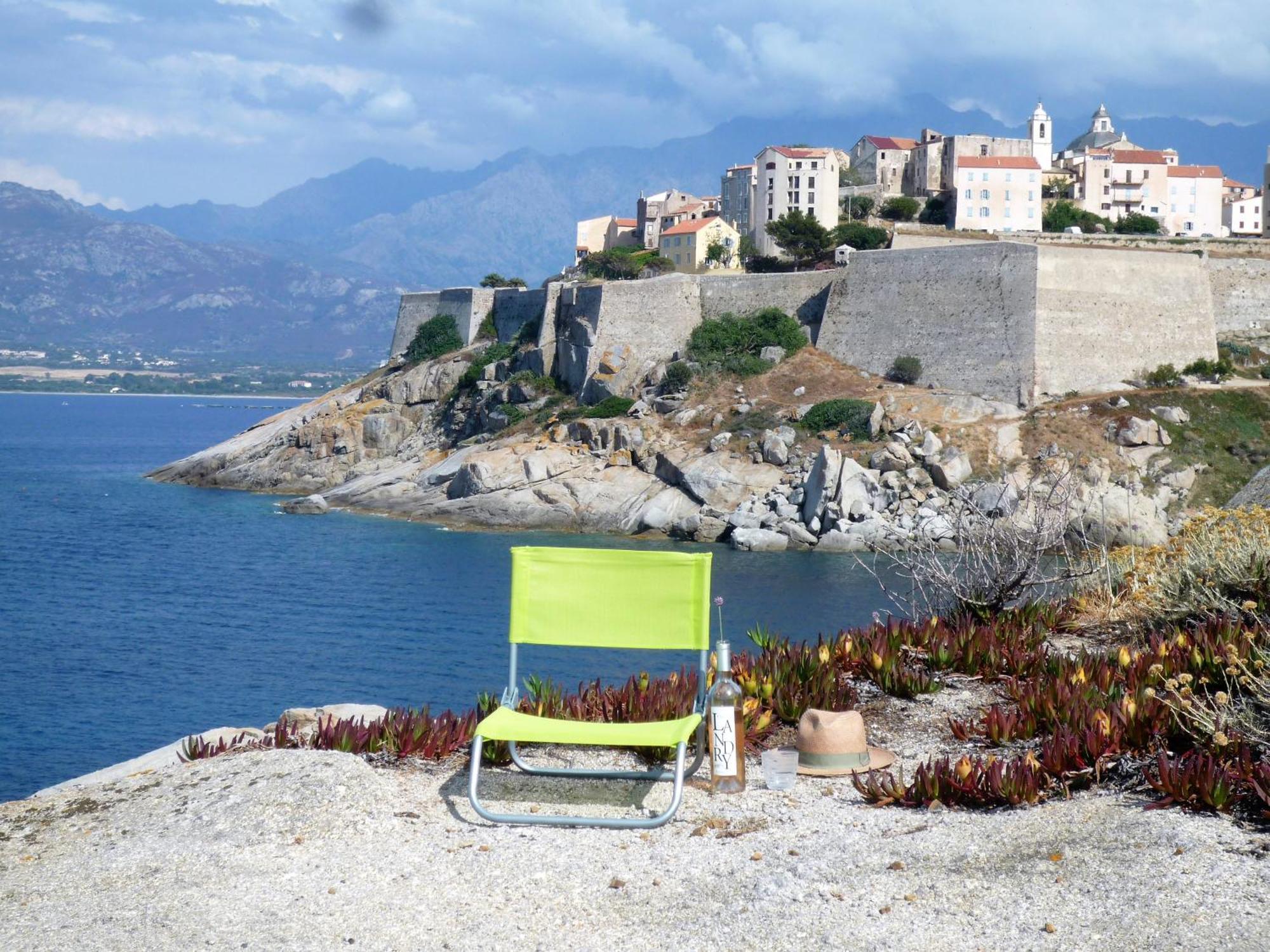 Les Galets Bleus De Calvi Villa